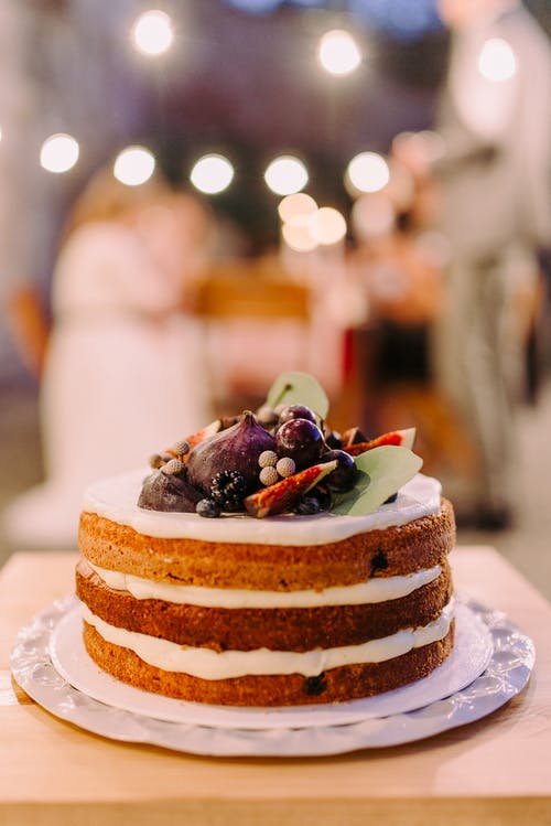 AMAZING CAKE GIFTING IDEAS FOR THE HOLIDAY SEASON – TAKE NOTE