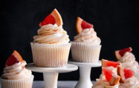 DELIGHT YOUR GUESTS WITH VEGAN VANILLA CUPCAKES!