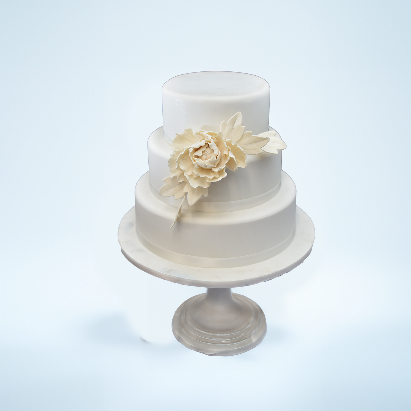 Ivory Whisper (Fondant)