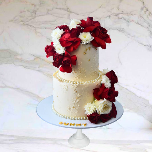 Pearl Blossom Elegance (Available in Buttercream icing )