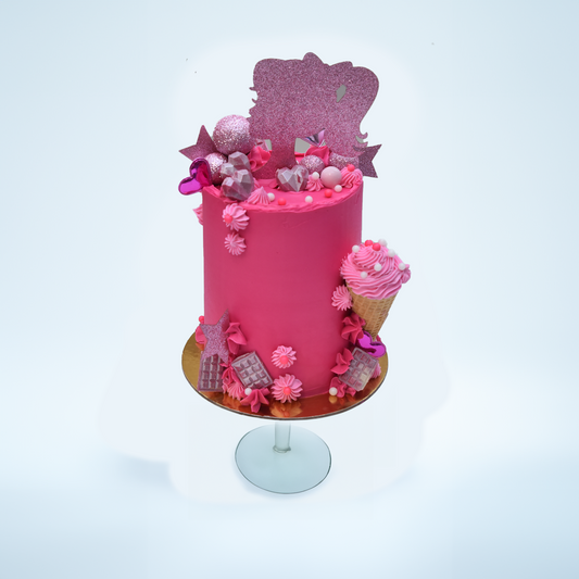 Designer Diva Delight Cake(Available in Buttercream Only)