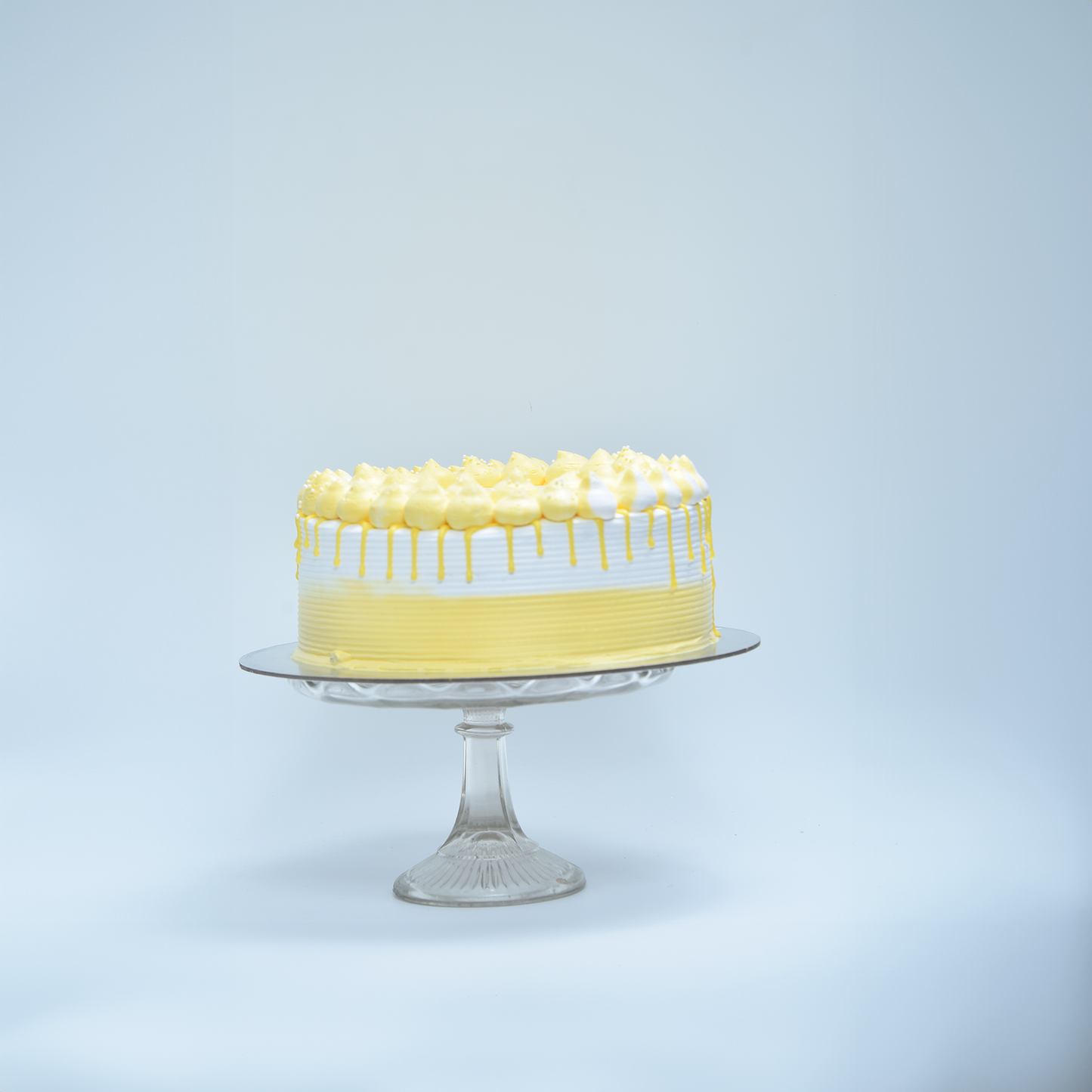 Two toned drip cake